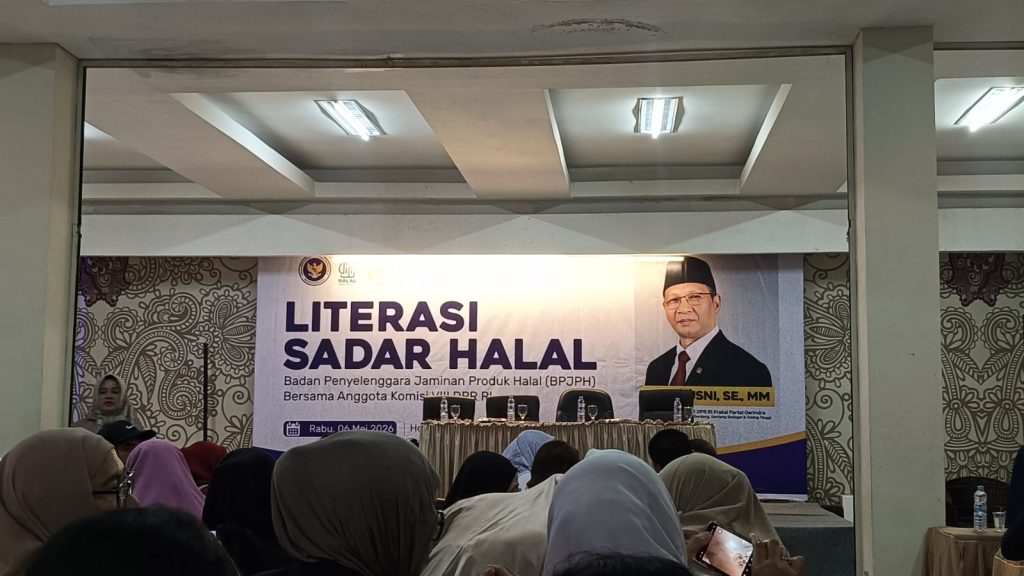 Bersama Bpk.M. Husni. SE., MM
Anggota Komisi VII DPR